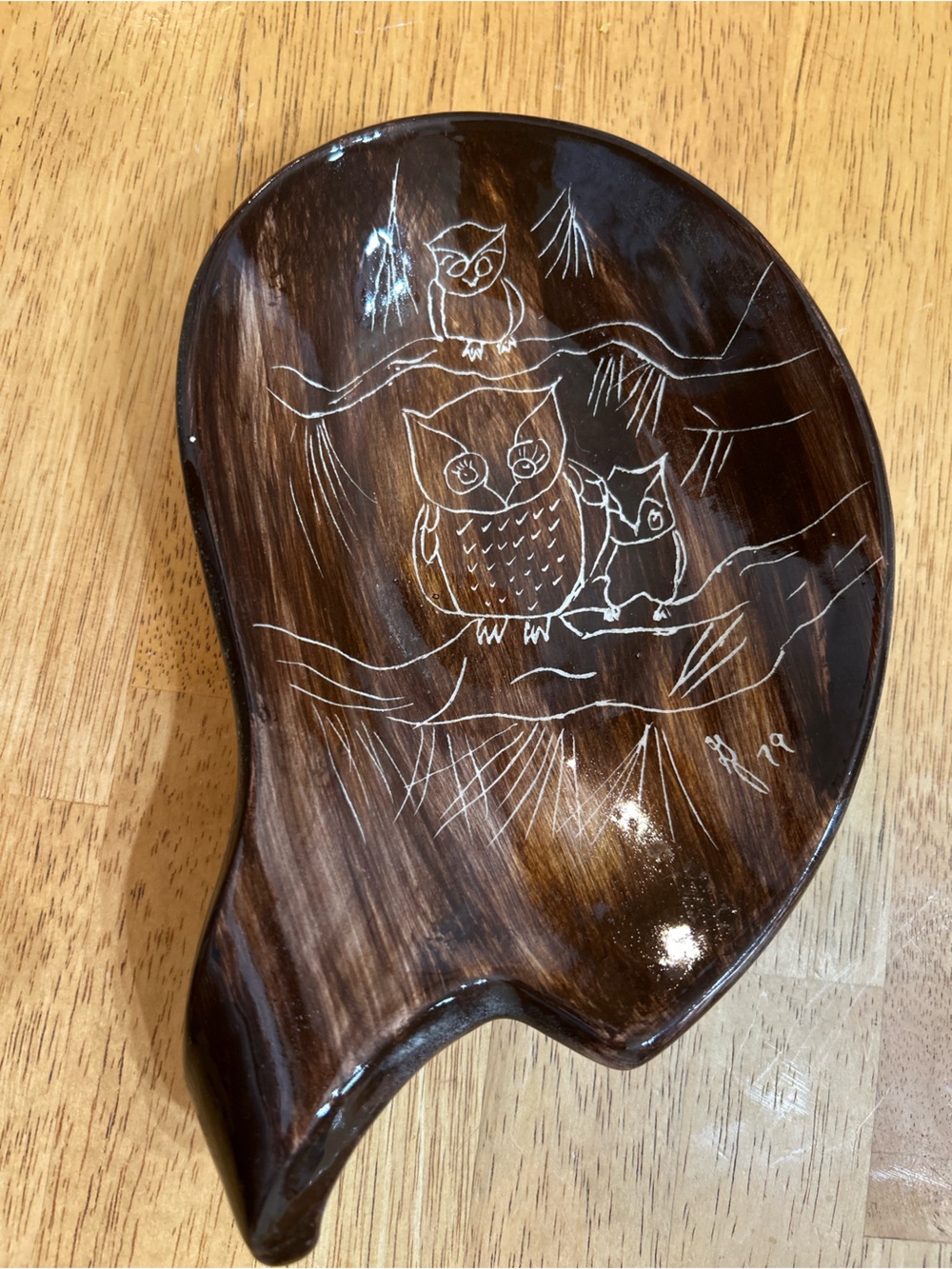 Hand-Carved Brown Fish-Shaped Wooden Tray with Owl Etching